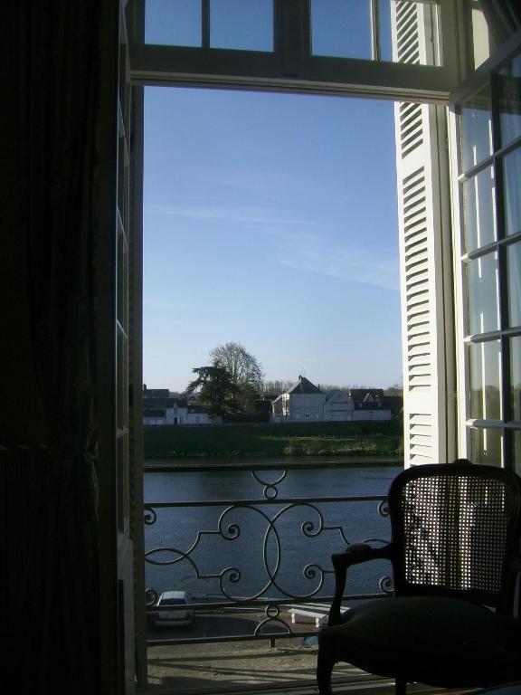 Les Fleurons B&B أمبُواز الغرفة الصورة